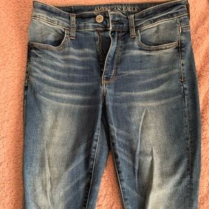 American Eagle Super Stretch Skinny Jeans - Size 6